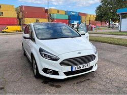 Vit Begagnad 2016 Ford S-MAX Business Edition Minibuss | 155 000 kr (Lite dyr)