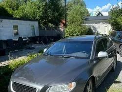 Grå Begagnad 2010 Volvo V70 Momentum Kombi | 58 000 kr (Marknadspris)