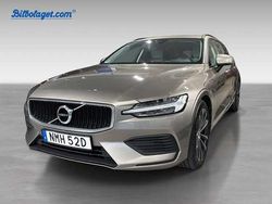 Grå Begagnad 2020 Volvo V60 Momentum Kombi | 239 000 kr (Marknadspris)
