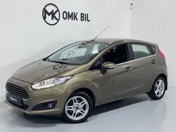 Brun Begagnad 2014 Ford Fiesta Titanium Halvkombi | 89 900 kr (Marknadspris)