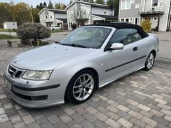 Grå Begagnad 2004 Saab 9-3 Cabriolet Aero Cab | 85 000 kr