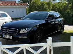 Svart Begagnad 2019 Mercedes E200 Avantgarde Kombi | 179 000 kr (Marknadspris)