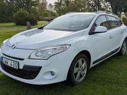 Vit Begagnad 2012 Renault Mégane GrandTour Dynamique Kombi | 39 000 kr