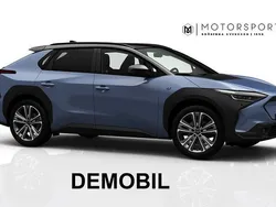 Grå (grå metallic) Begagnad 2023 Subaru Solterra SUV | 484 900 kr (Marknadspris)
