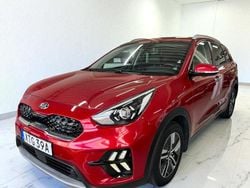 Röd Begagnad 2020 Kia Niro Advance SUV | 159 900 kr (Marknadspris)