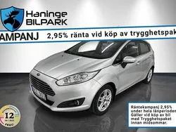 Grå Begagnad 2013 Ford Fiesta Halvkombi | 79 900 kr (Marknadspris)