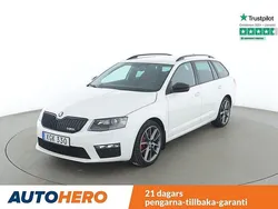 Vit Begagnad 2014 Skoda Octavia RS Kombi | 155 000 kr (Marknadspris)