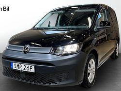 Deep black perleffekt Begagnad 2023 VW Caddy Minibuss | 289 900 kr (Marknadspris)