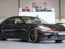 Brun Begagnad 2019 Porsche Panamera Turbo S Sedan | 859 000 kr