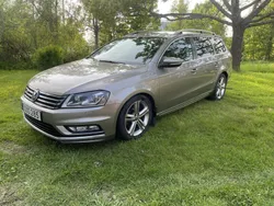 Brun Begagnad 2014 VW Passat R-line Kombi | 75 000 kr (Superpris)