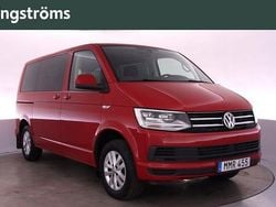 Röd (körsbärsröd) Begagnad 2016 VW Multivan Van | 279 000 kr (Bra pris)