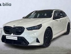 Vit Begagnad 2026 BMW M5 Kombi | 1 599 900 kr