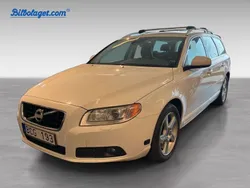 Vit Begagnad 2013 Volvo V70 Summum Kombi | 89 900 kr