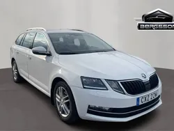 Vit Begagnad 2019 Skoda Octavia Style Kombi | 129 900 kr (Lite dyr)
