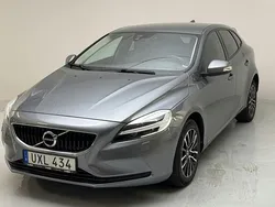 Grå Begagnad 2018 Volvo V40 Business Edition Kombi | 154 900 kr (Bra pris)