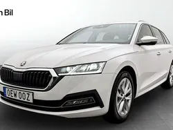 Vit Begagnad 2023 Skoda Octavia Style Kombi | 297 900 kr (Marknadspris)