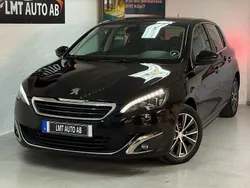 Svart Begagnad 2015 Peugeot 308 Allure Halvkombi | 54 900 kr (Marknadspris)