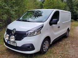 Vit Begagnad 2018 Renault Trafic Van | 145 000 kr (Marknadspris)