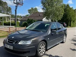 Svart Begagnad 2003 Saab 9-3 Sedan | 10 000 kr (Marknadspris)