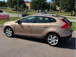 Brun Begagnad 2014 Volvo V40 CC Summum Kombi | 100 000 kr (Superpris)