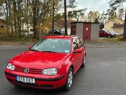 Röd Begagnad 2000 VW Golf IV Kombi | 26 999 kr (Marknadspris)