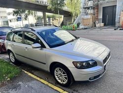 Grå Begagnad 2006 Volvo V50 Kinetic Kombi | 10 000 kr (Superpris)