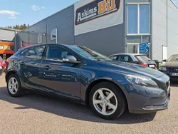 Begagnad 2017 Volvo V40 Kombi | 128 500 kr (Marknadspris)