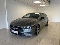 Mörkgrå (grå) Begagnad 2019 Mercedes CLA180 Shooting Brake Kombi | 229 000 kr