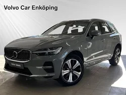 Grå Begagnad 2024 Volvo XC60 Plus SUV | 519 900 kr (Marknadspris)