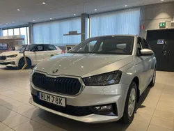 Silver Ny 2025 Skoda Fabia Selection Halvkombi | 236 900 kr (Marknadspris)