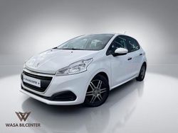 Vit Begagnad 2015 Peugeot 208 Halvkombi | 59 900 kr (Marknadspris)