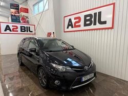 Svart Begagnad 2015 Toyota Auris Touring Sports Edition Kombi | 149 900 kr (Marknadspris)