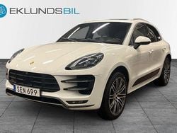 Vit Begagnad 2016 Porsche Macan Turbo Sport SUV | 419 900 kr