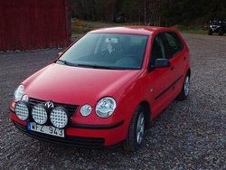 Röd Begagnad 2005 VW Polo Basis Halvkombi | 21 500 kr (Bra pris)