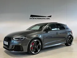 Grå Begagnad 2019 Audi RS3 Sportback Comfort Halvkombi | 519 900 kr (Marknadspris)