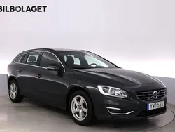 Grå Begagnad 2017 Volvo V60 Momentum Kombi | 199 800 kr (Superpris)