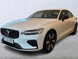 Vit Begagnad 2024 Volvo S60 Plus Sedan | 489 900 kr (Bra pris)