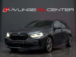 Grå Begagnad 2021 BMW 120 M Sport Halvkombi | 304 900 kr (Dyr)