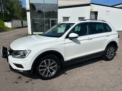 Vit Begagnad 2018 VW Tiguan SUV | 128 000 kr