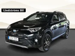 Svart Begagnad 2017 Toyota RAV4 Hybrid Active SUV | 199 000 kr (Marknadspris)