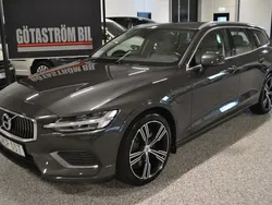 Mörkgrå (pine grey metallic metallic) Begagnad 2022 Volvo V60 Inscription Kombi | 257 000 kr (Bra pris)