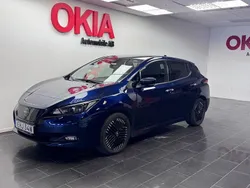 Mörkblå (blå) Begagnad 2022 Nissan Leaf 360º Halvkombi | 173 900 kr (Marknadspris)