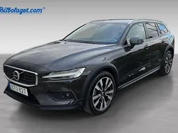 Begagnad 2023 Volvo V60 CC Kombi | 433 000 kr (Dyr)
