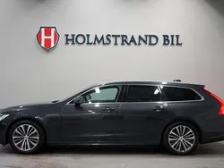 Grå Begagnad 2019 Volvo V90 Momentum Kombi | 289 900 kr (Marknadspris)