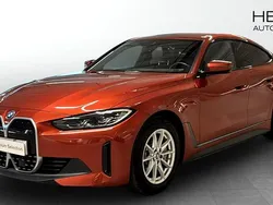Orange Begagnad 2023 BMW i4 Sedan | 439 700 kr (Marknadspris)