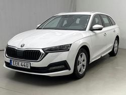 Vit Begagnad 2022 Skoda Octavia Kombi | 190 000 kr (Bra pris)
