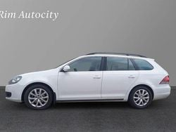 Vit Begagnad 2013 VW Golf VII Kombi | 54 900 kr (Marknadspris)