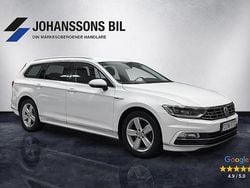 Vit Begagnad 2016 VW Passat R-line Kombi | 159 900 kr (Marknadspris)