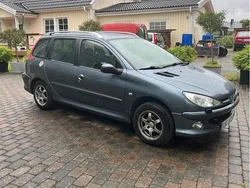 Grå Begagnad 2006 Peugeot 206 Kombi | 10 000 kr (Bra pris)