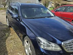 Blå Begagnad 2015 Mercedes E300 Classic Kombi | 82 000 kr